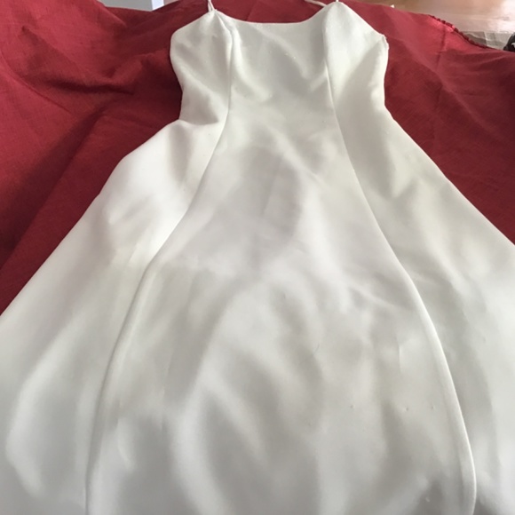 Jump Apparel White Empire Waist Floor Length Formal Dress/Gown - Picture 3 of 11